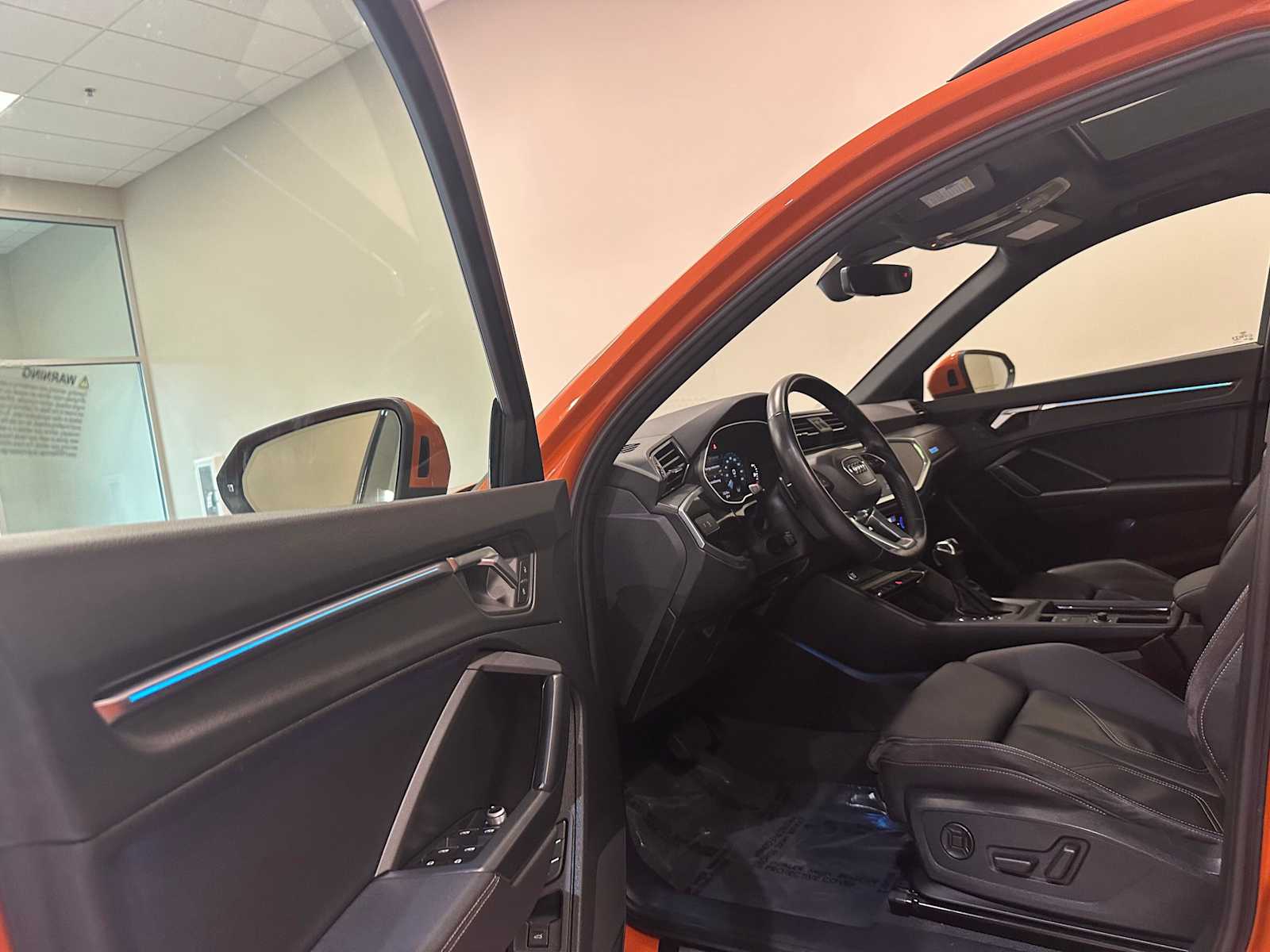 Thumbnail: 2022 Audi Q3 - 22