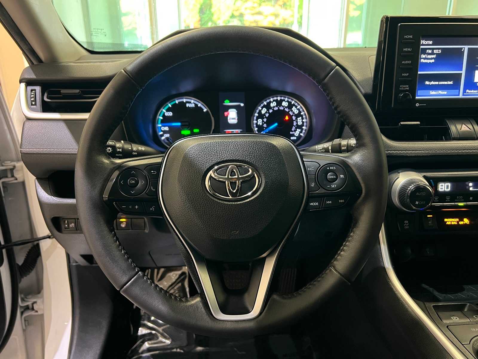 Thumbnail: 2021 Toyota RAV4 - 19
