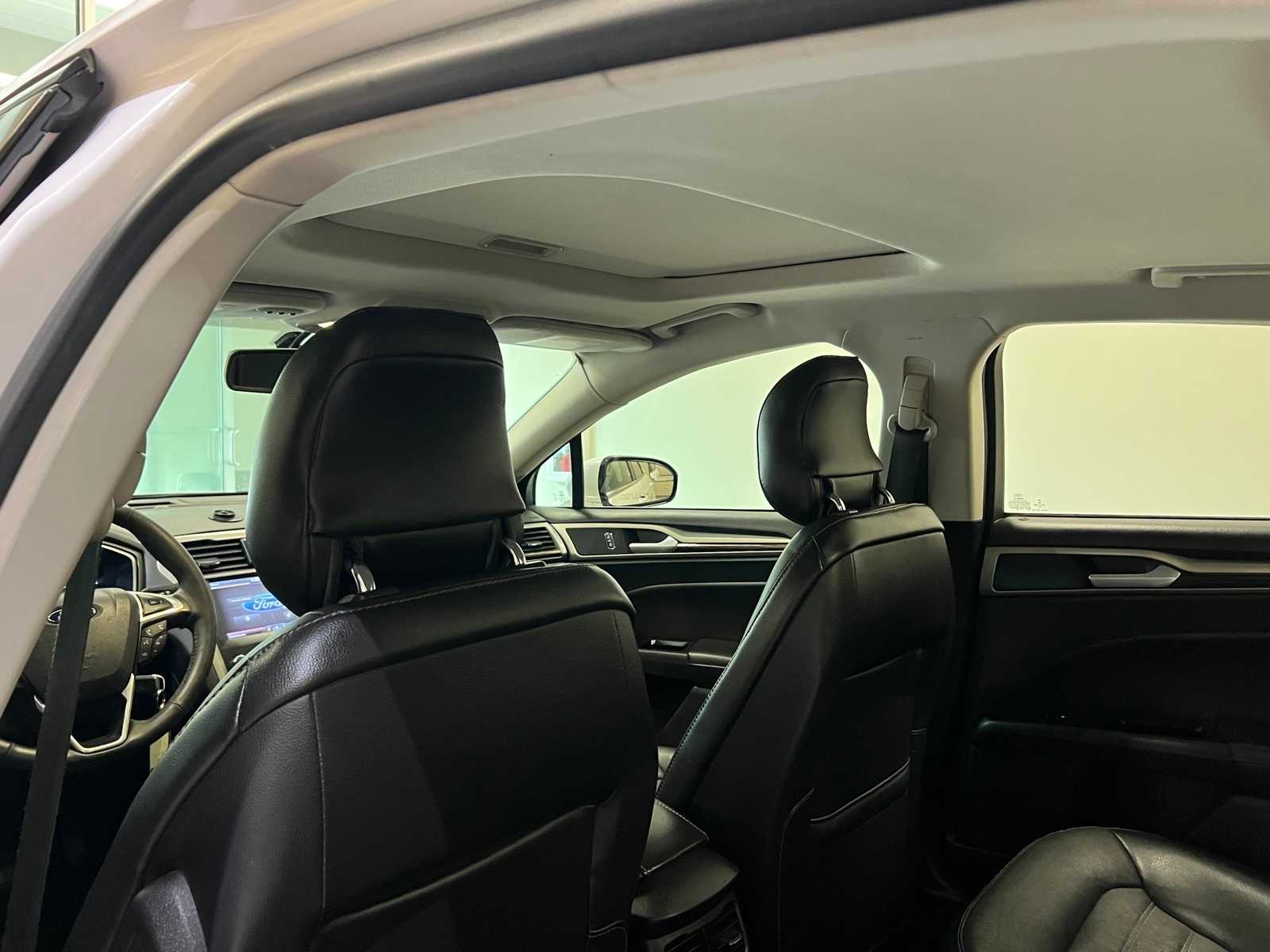 Thumbnail: 2014 Ford Fusion - 12