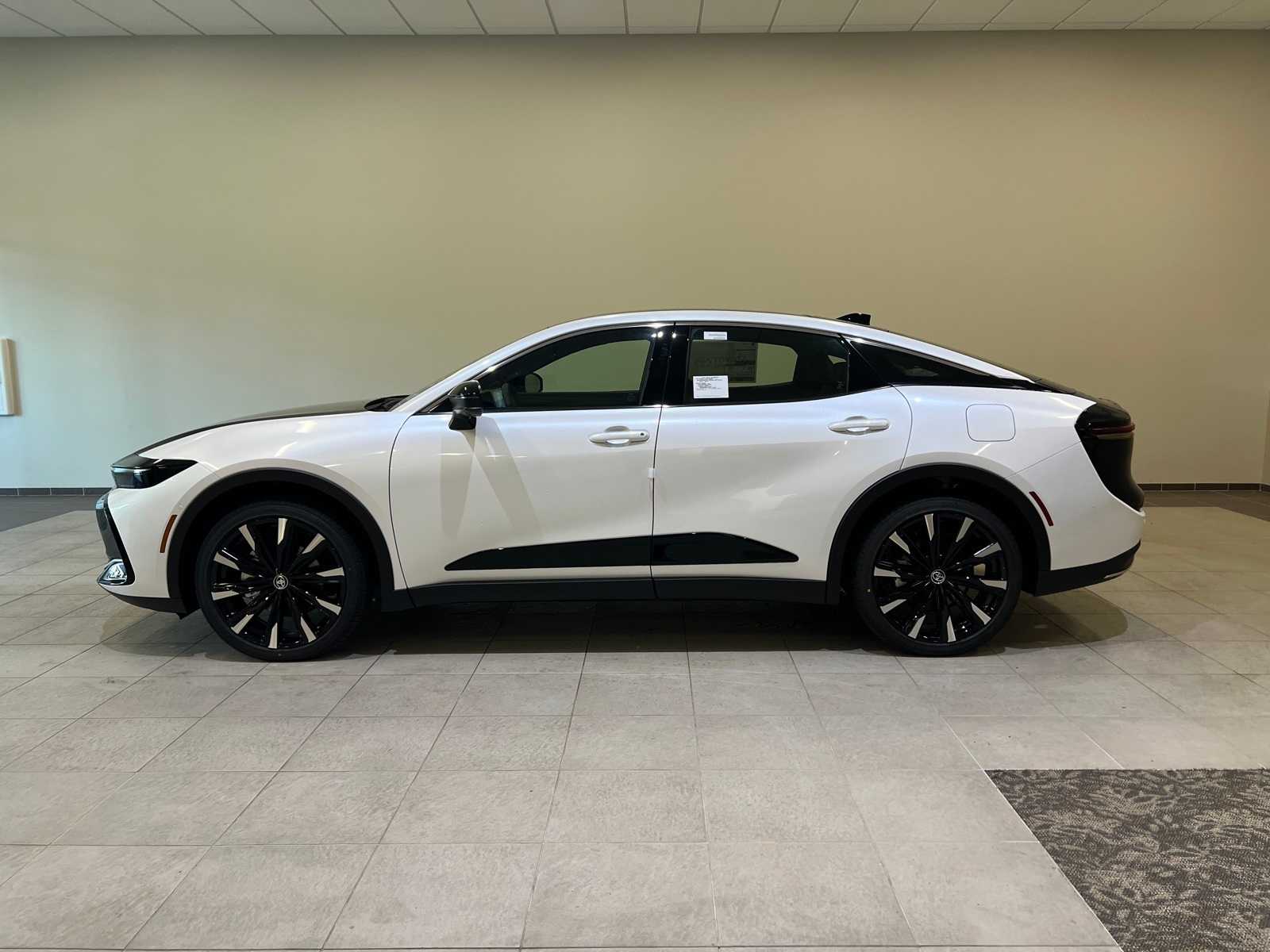 Thumbnail: 2026 Toyota Crown - 3