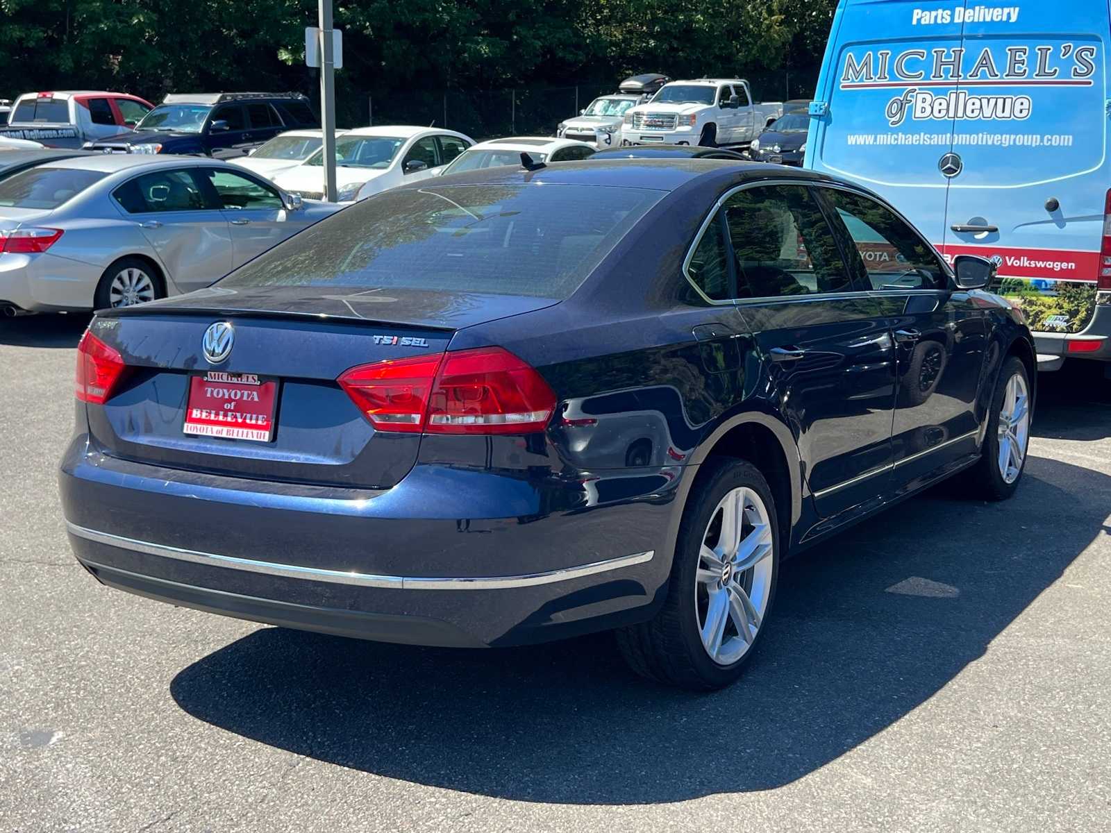 Thumbnail: 2015 Volkswagen Passat - 8