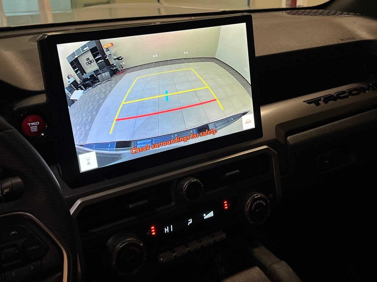 Thumbnail: 2024 Toyota Tacoma - 25