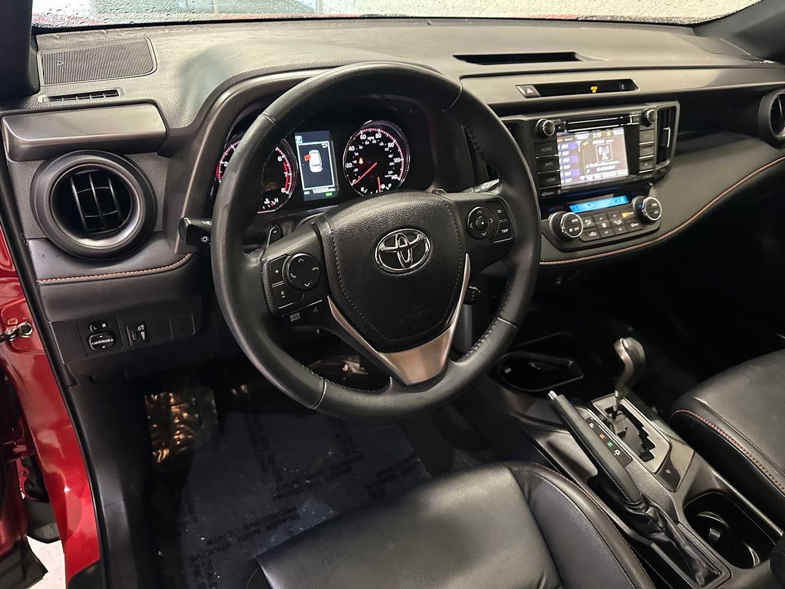 Thumbnail: 2016 Toyota RAV4 - 2