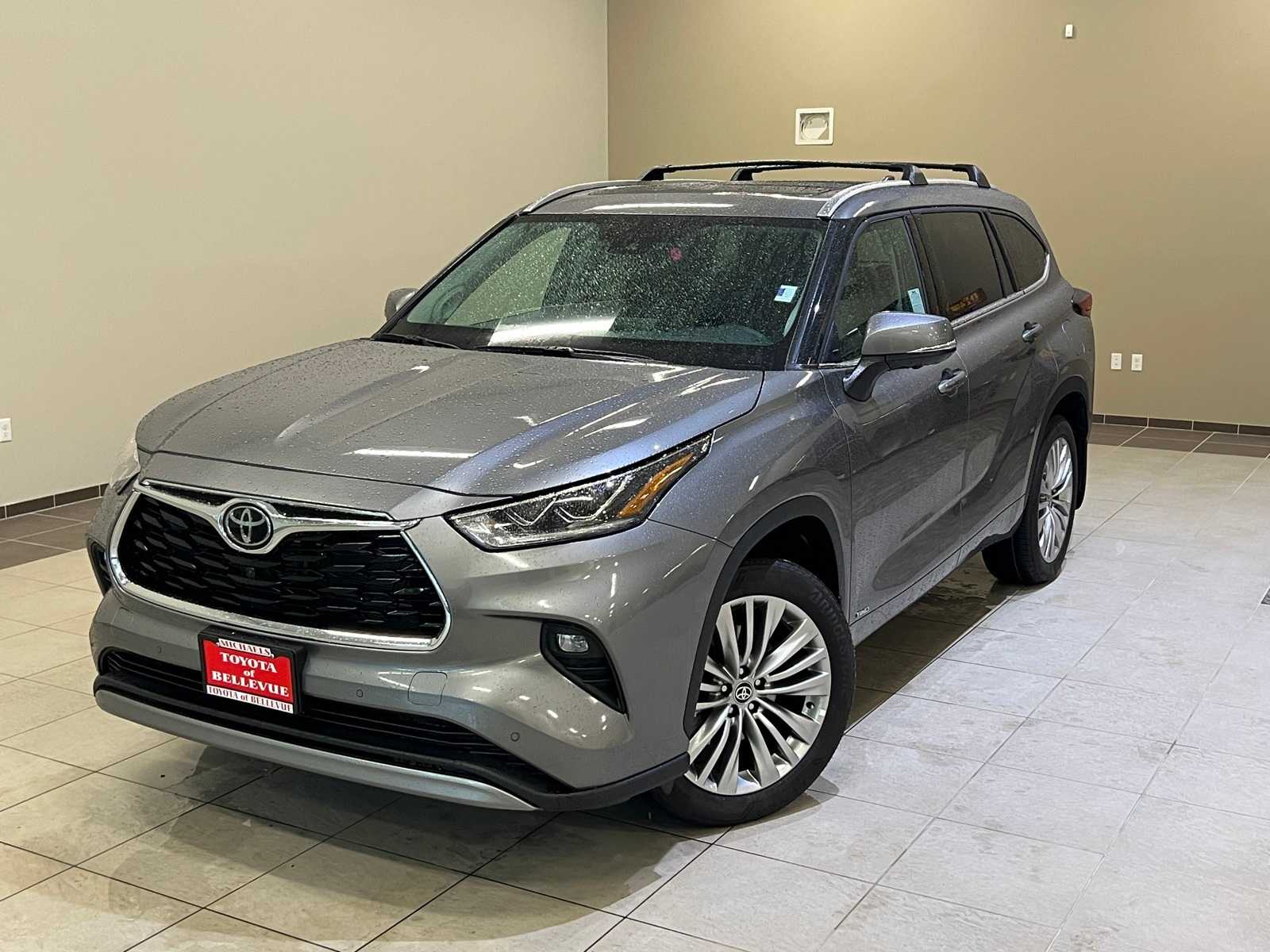 Thumbnail: 2025 Toyota Highlander - 1