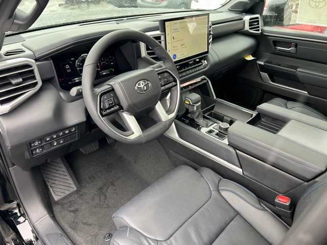 Thumbnail: 2025 Toyota Tundra - 2