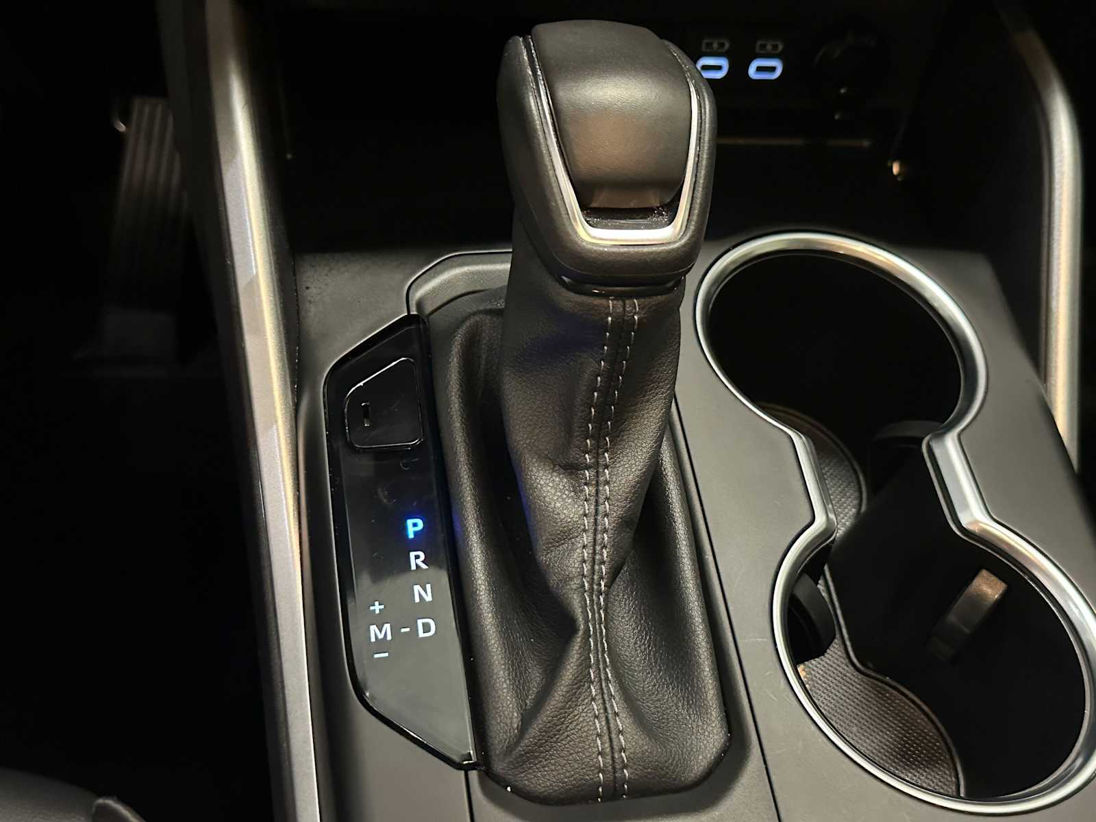 Thumbnail: 2024 Toyota Highlander - 15
