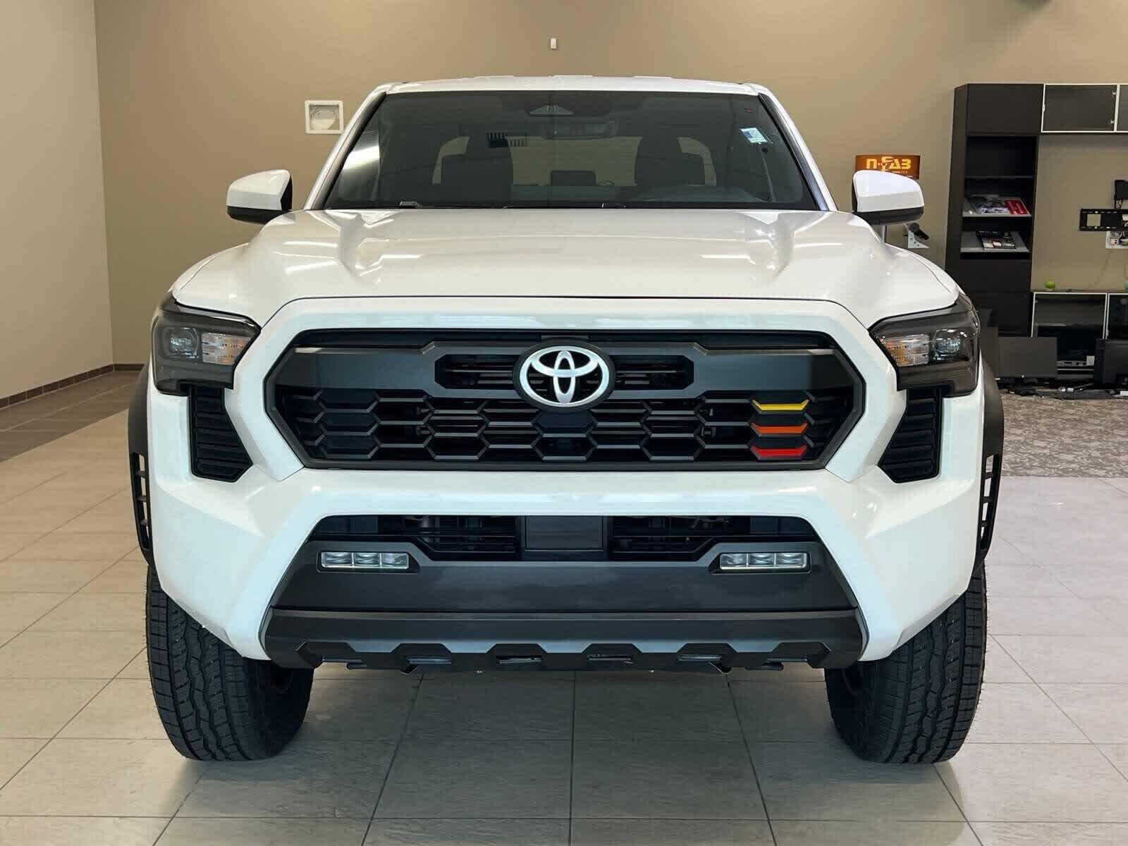 Thumbnail: 2024 Toyota Tacoma - 8