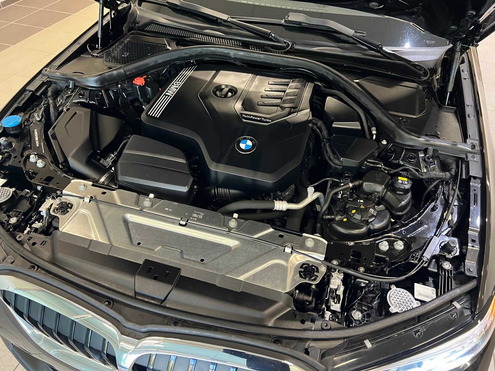 Thumbnail: 2022 BMW 3 Series - 9