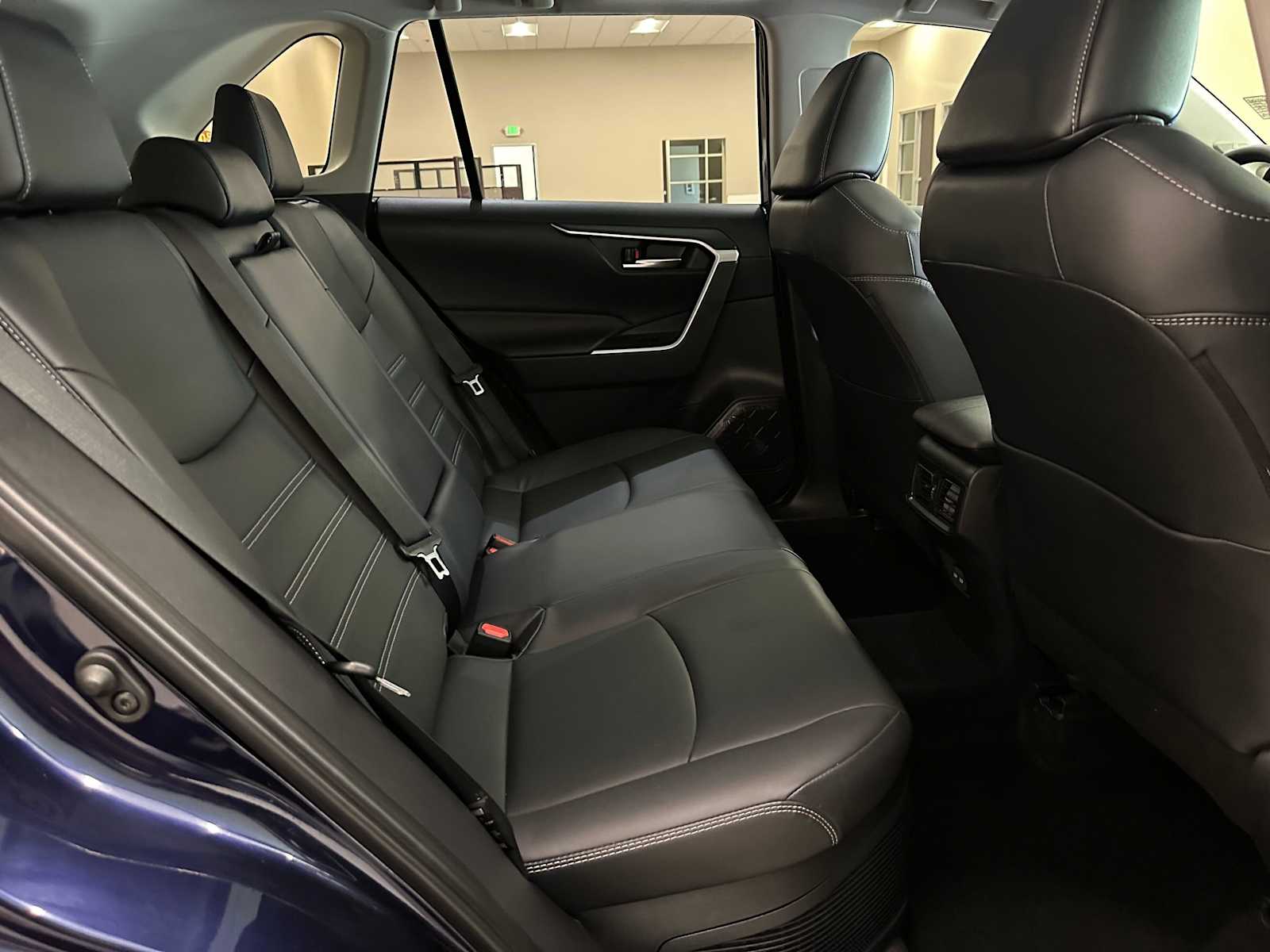 Thumbnail: 2025 Toyota RAV4 - 26