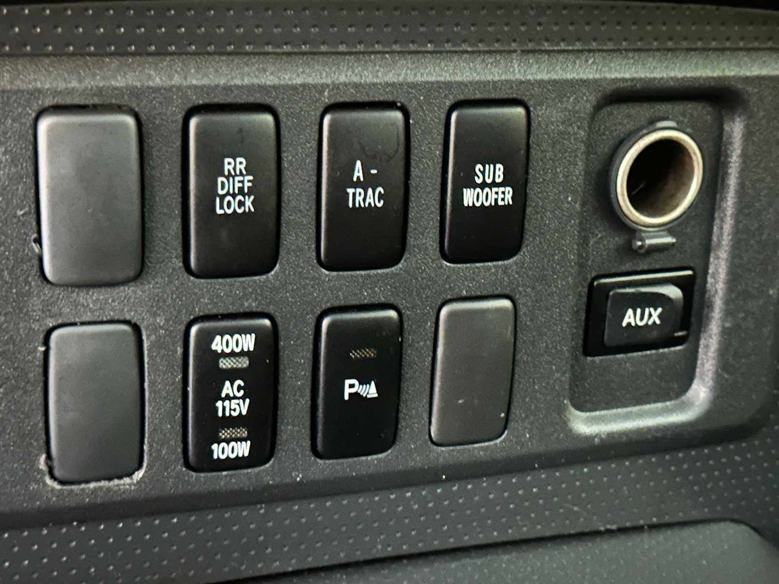 Thumbnail: 2008 Toyota FJ Cruiser - 14