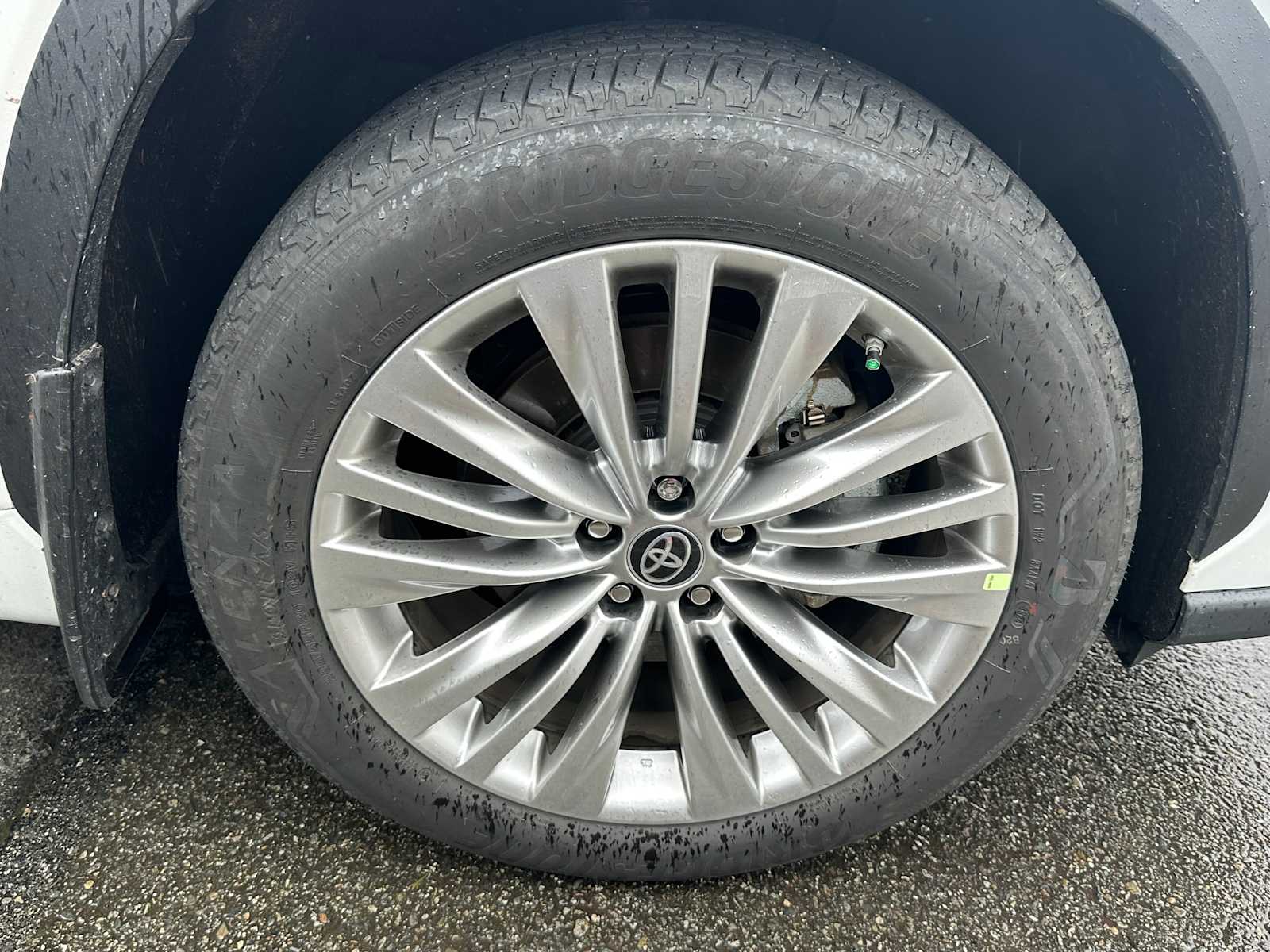 Thumbnail: 2025 Toyota Highlander - 4