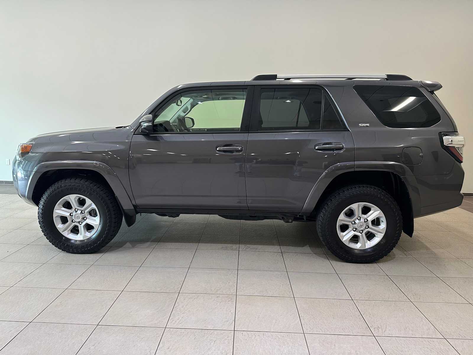 Thumbnail: 2021 Toyota 4Runner - 3