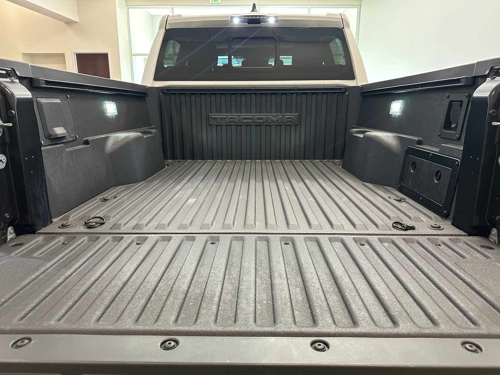 Thumbnail: 2024 Toyota Tacoma - 30