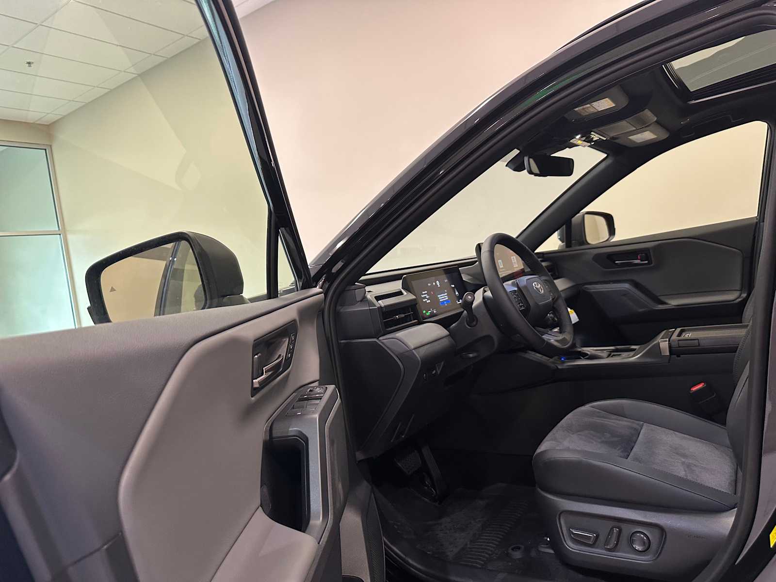 Thumbnail: 2026 Toyota RAV4 - 23