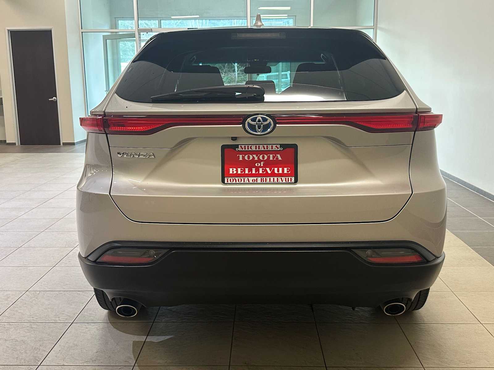 Thumbnail: 2024 Toyota Venza - 5