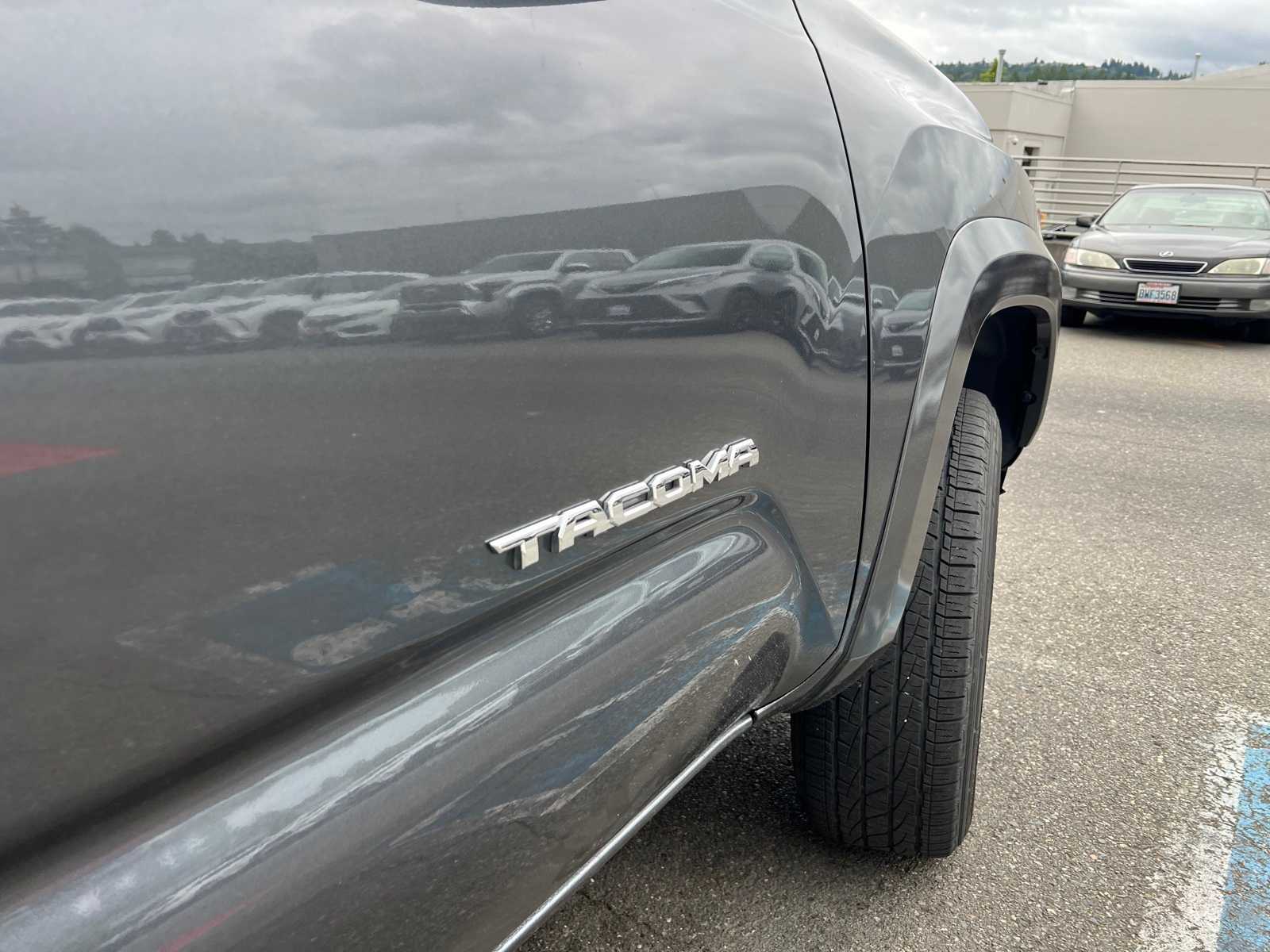Thumbnail: 2023 Toyota Tacoma - 10
