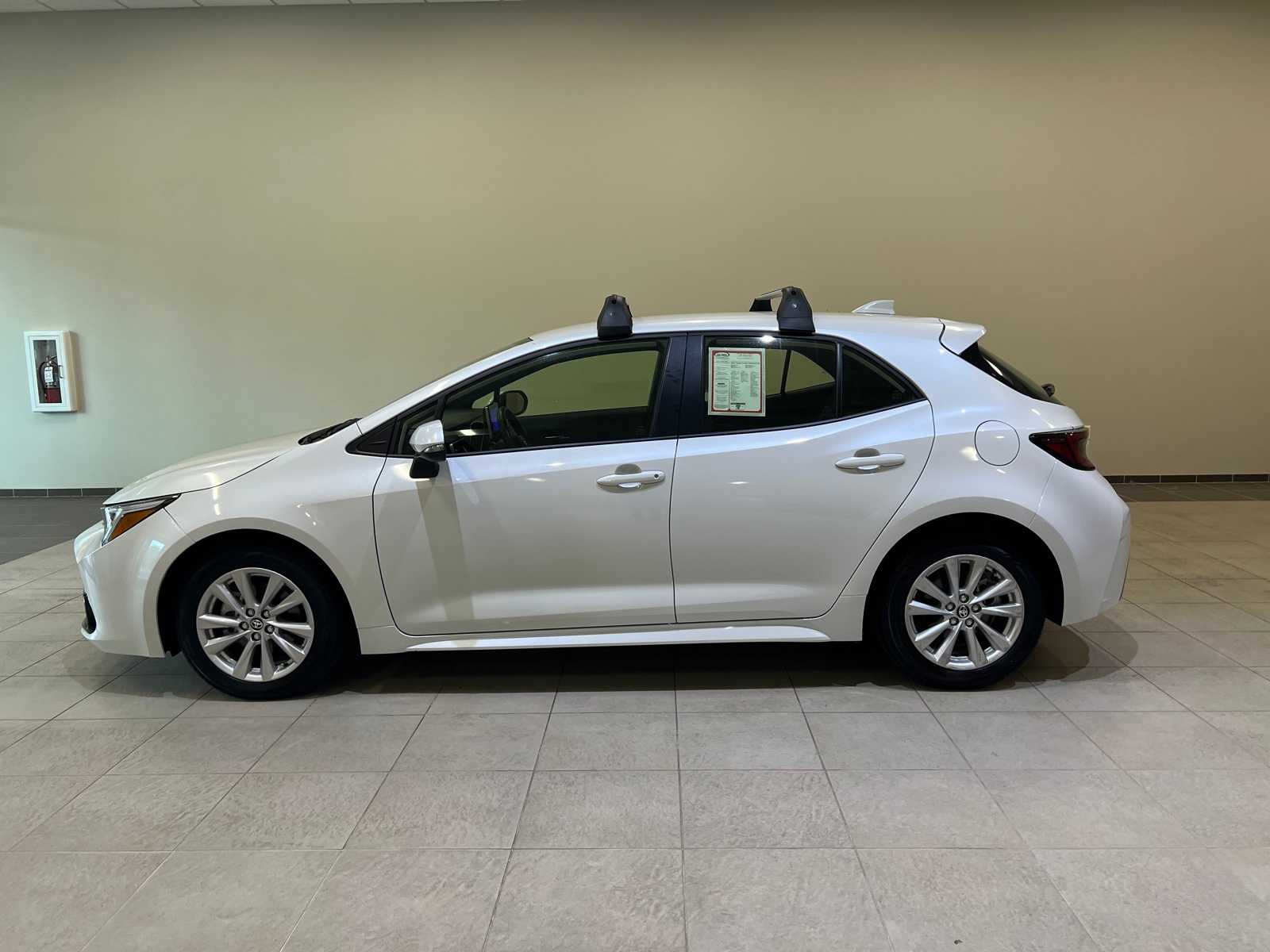 Thumbnail: 2024 Toyota Corolla - 3