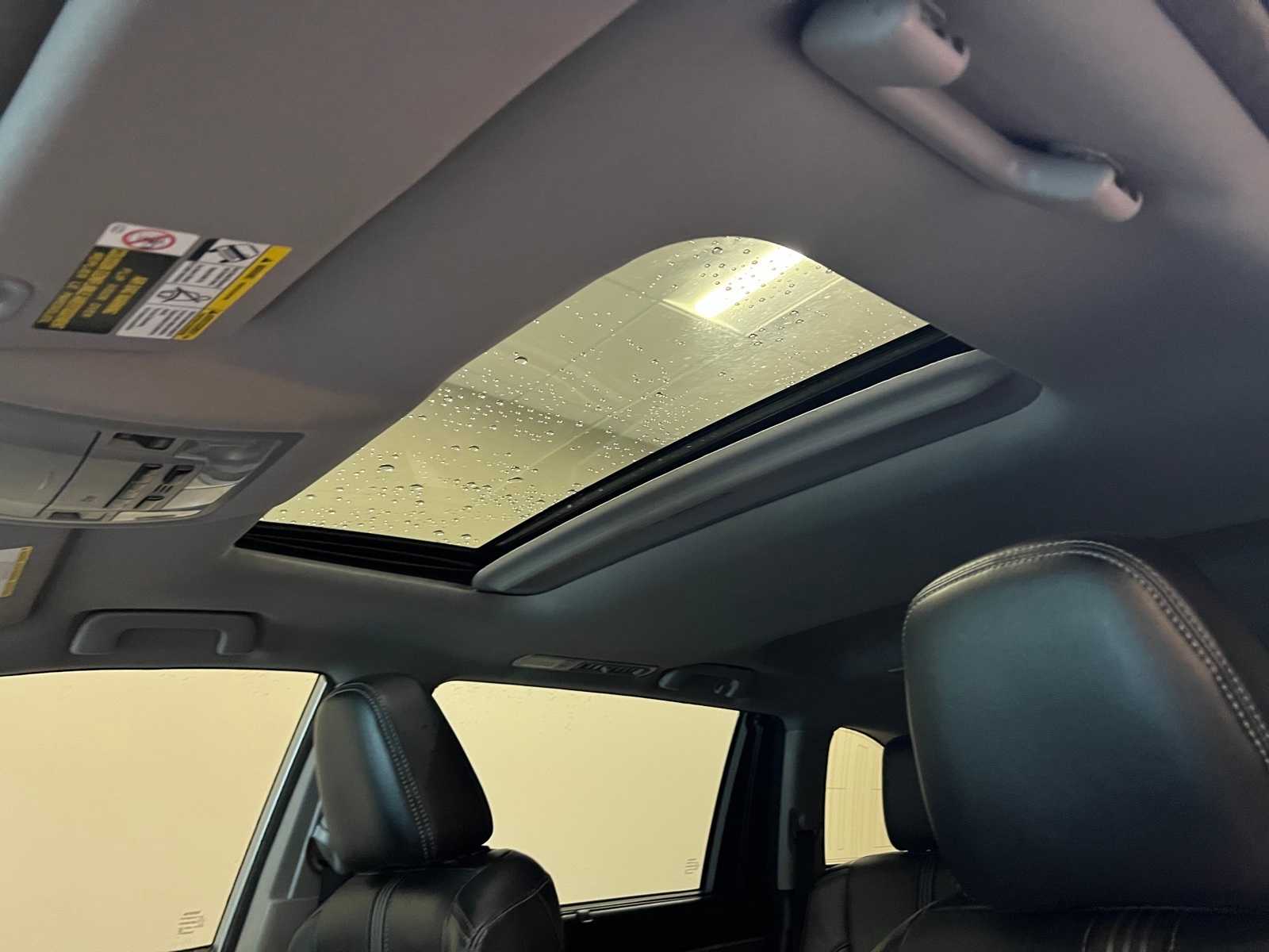 Thumbnail: 2018 Toyota Highlander - 17