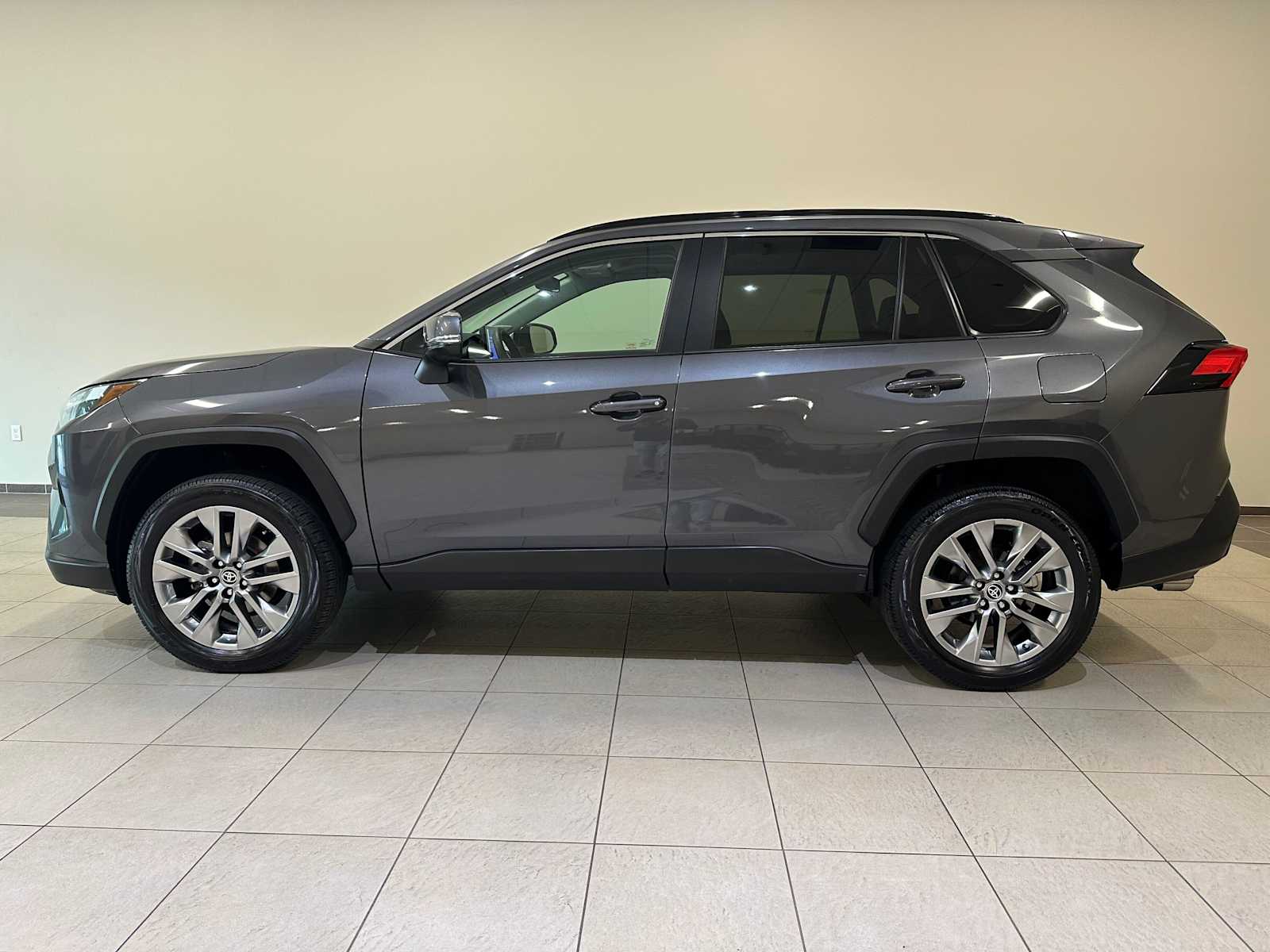 Thumbnail: 2023 Toyota RAV4 - 3