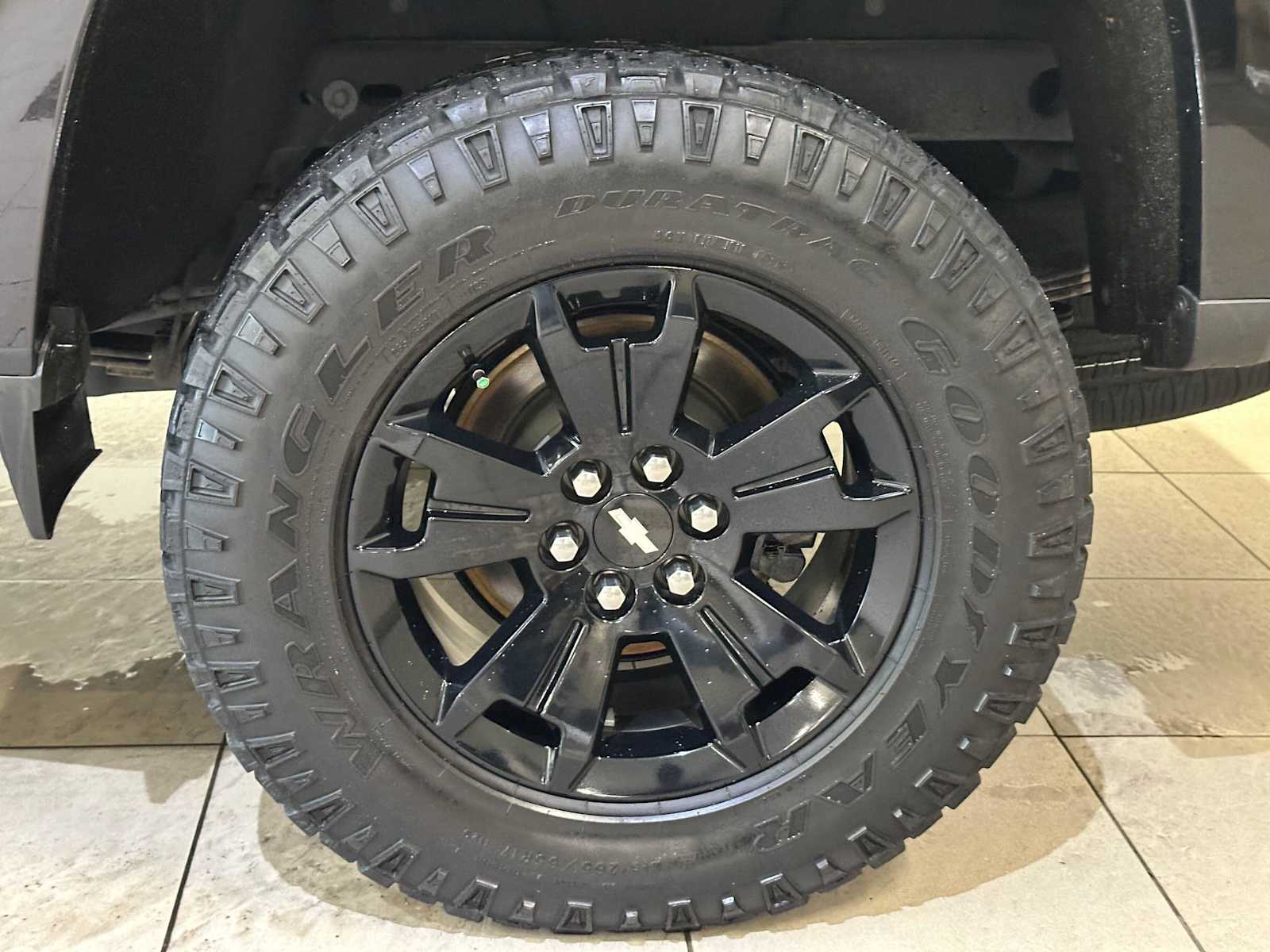 Thumbnail: 2019 Chevrolet Colorado - 9