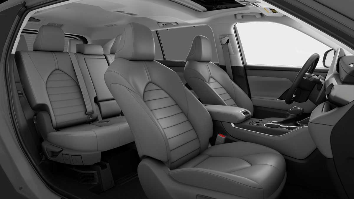 Thumbnail: 2026 Toyota Highlander - 20