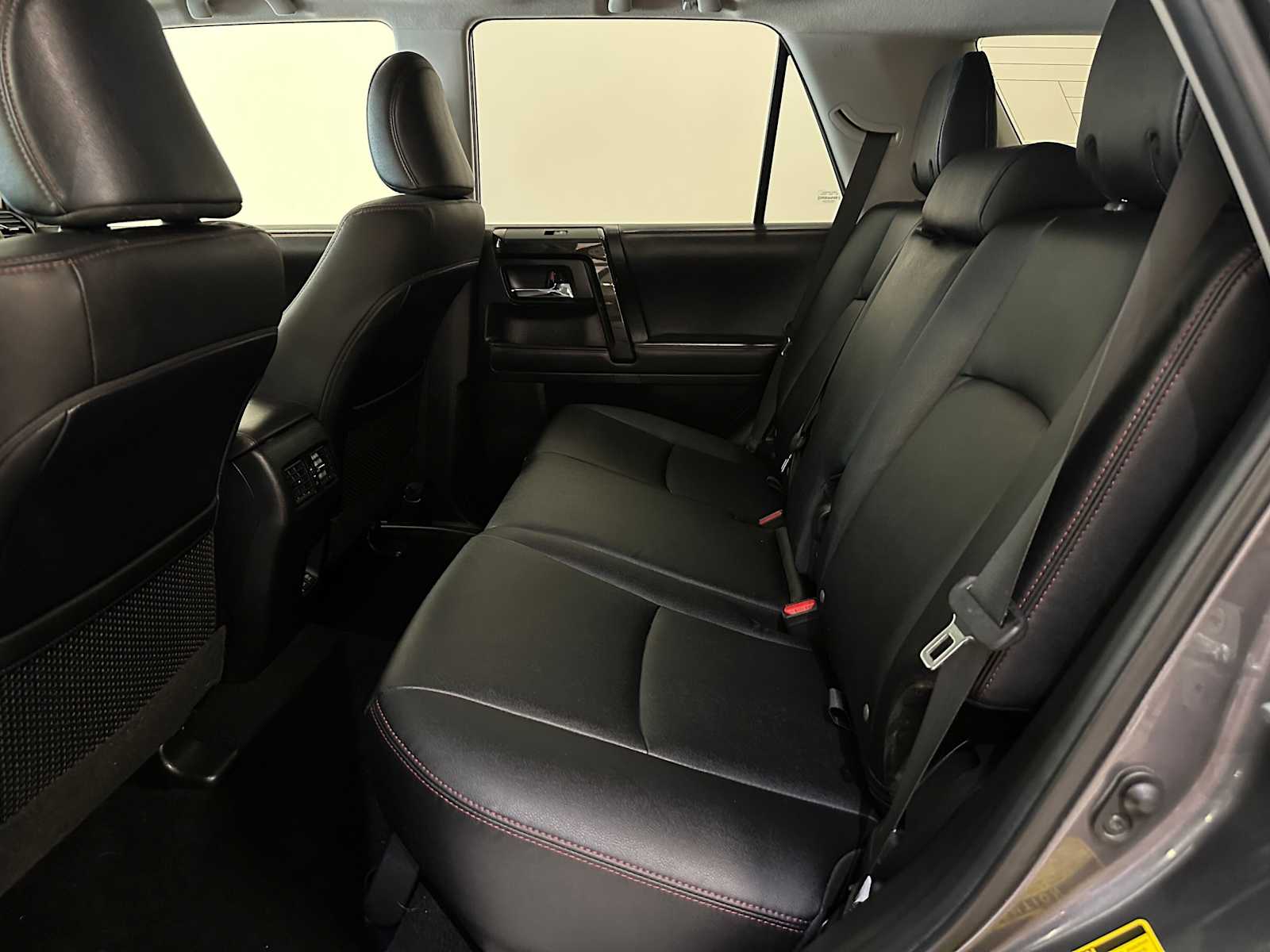 Thumbnail: 2022 Toyota 4Runner - 24