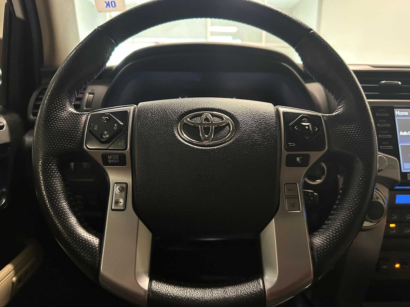 Thumbnail: 2023 Toyota 4Runner - 11