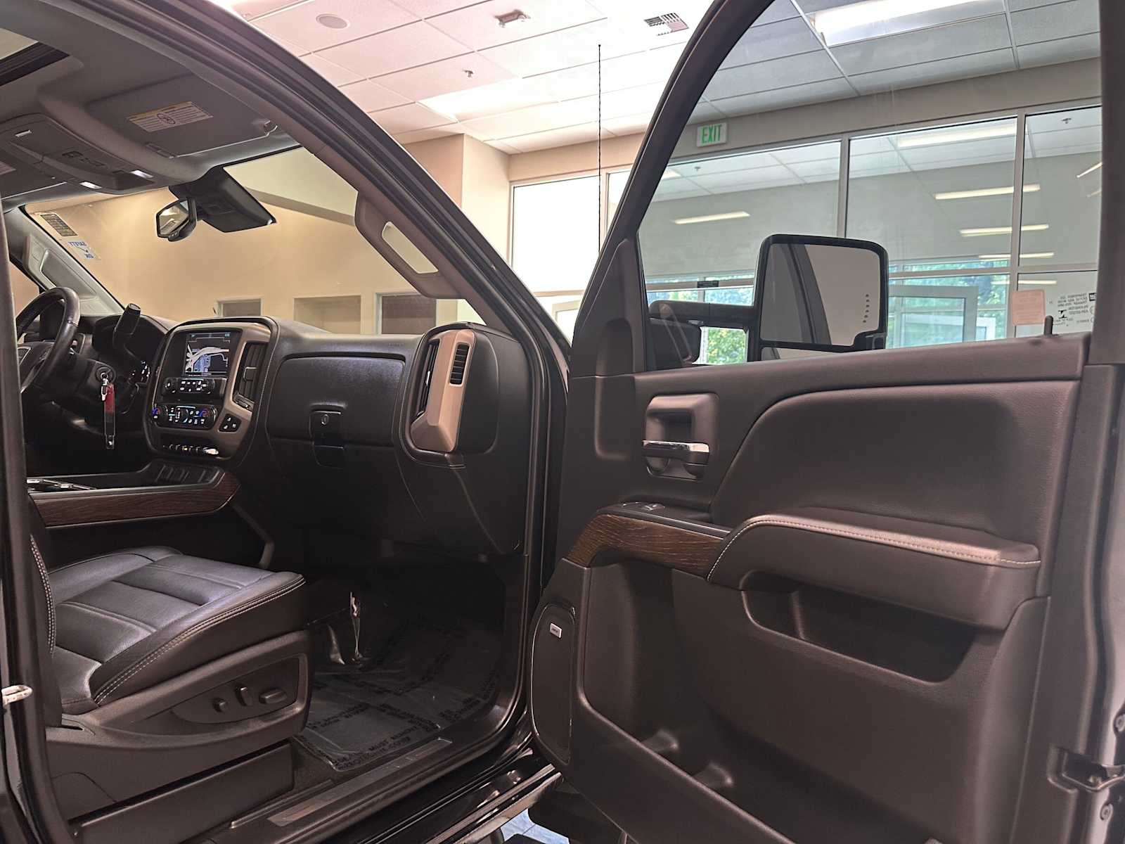 Thumbnail: 2018 GMC Sierra 3500 - 27