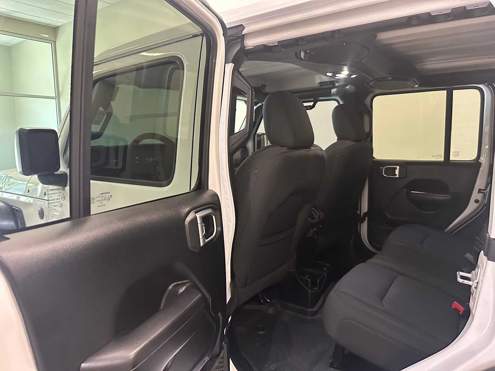 Thumbnail: 2020 Jeep Wrangler - 24