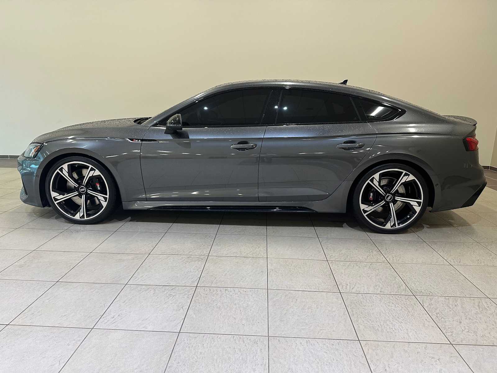 Thumbnail: 2021 Audi RS 5 - 3