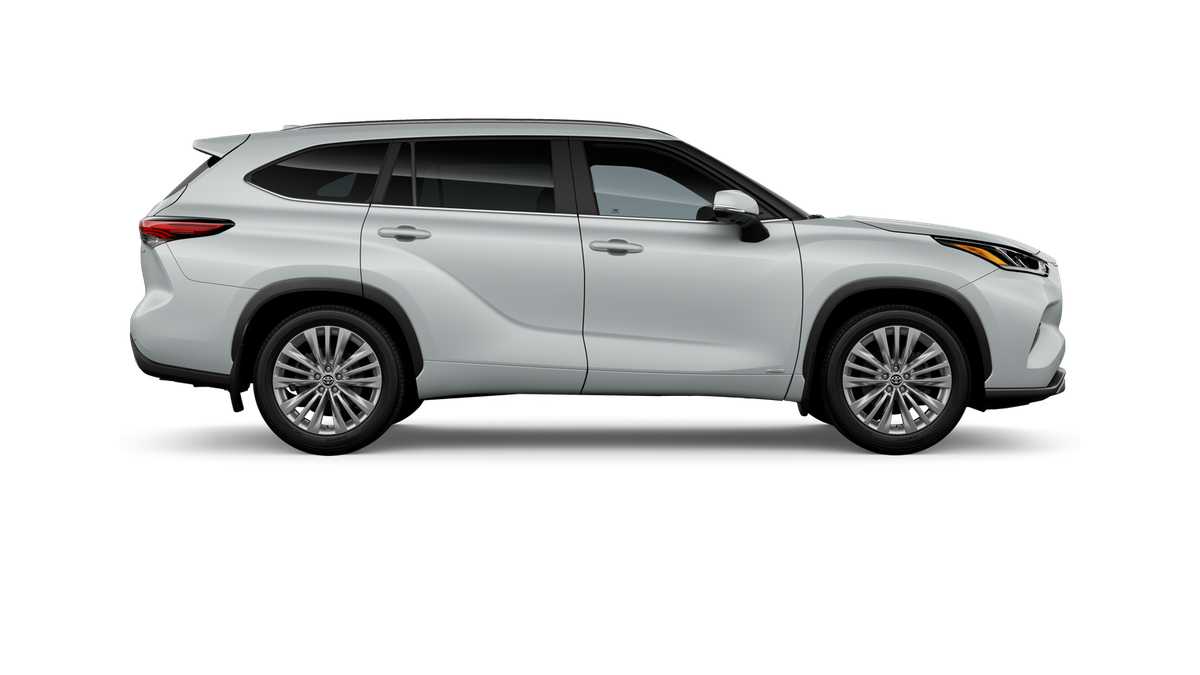 Thumbnail: 2026 Toyota Highlander - 12