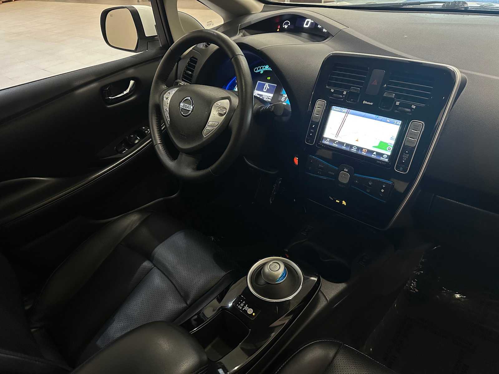 Thumbnail: 2016 Nissan Leaf - 29