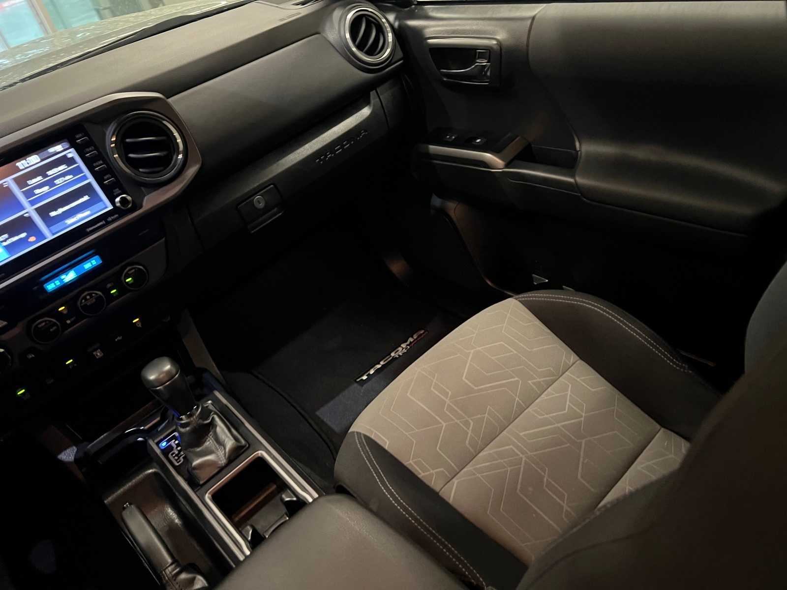 Thumbnail: 2023 Toyota Tacoma - 11