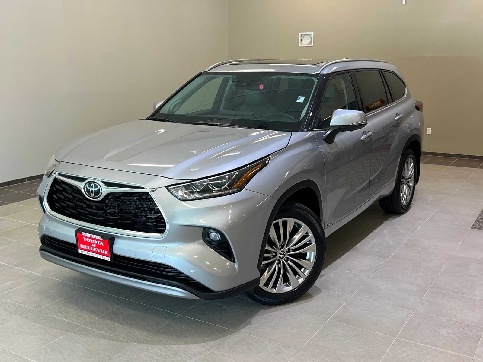 2025 Toyota Highlander Platinum -
                  Bellevue, WA