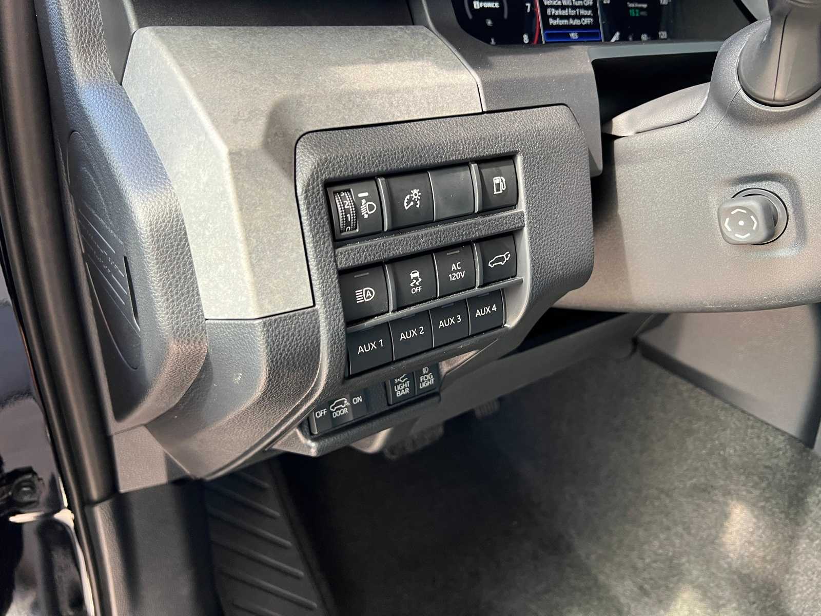 Thumbnail: 2025 Toyota 4Runner - 16