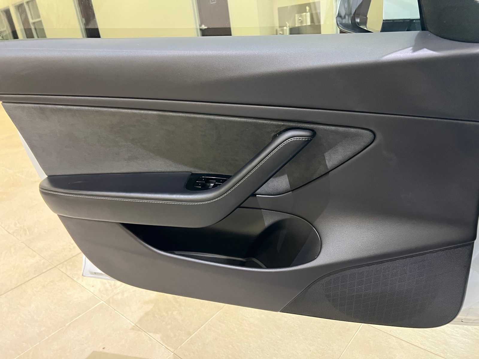 2019 Tesla Model 3 Performance 16