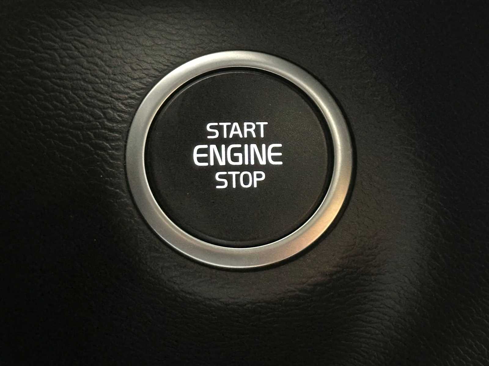 Thumbnail: 2020 Volvo XC40 - 19