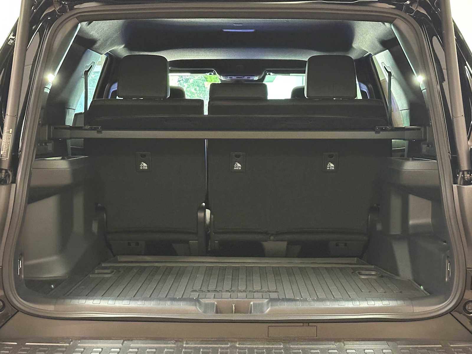 Thumbnail: 2026 Toyota 4Runner - 30