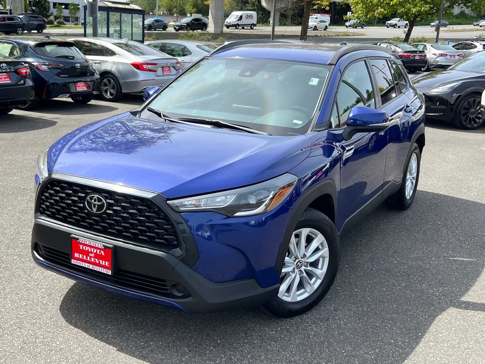 2022 Toyota Corolla Cross LE -
                  Bellevue, WA