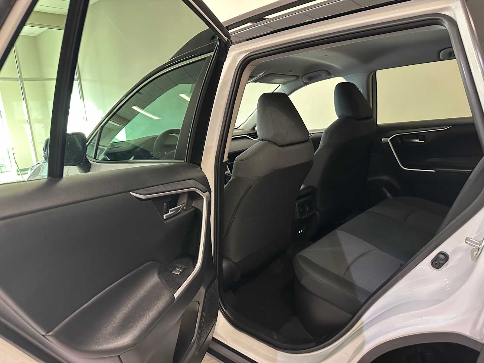 Thumbnail: 2024 Toyota RAV4 - 24