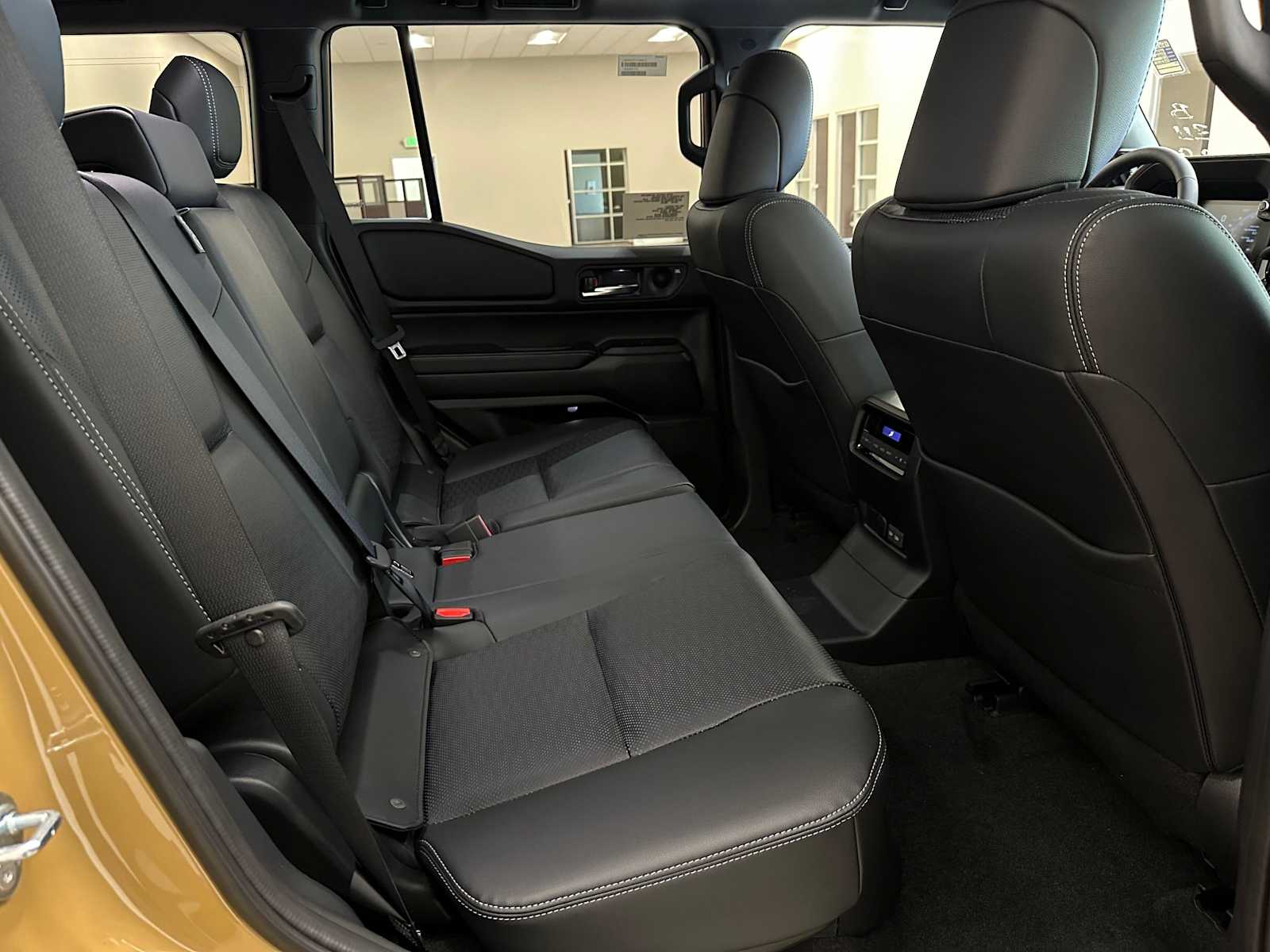 Thumbnail: 2026 Toyota Land Cruiser - 26