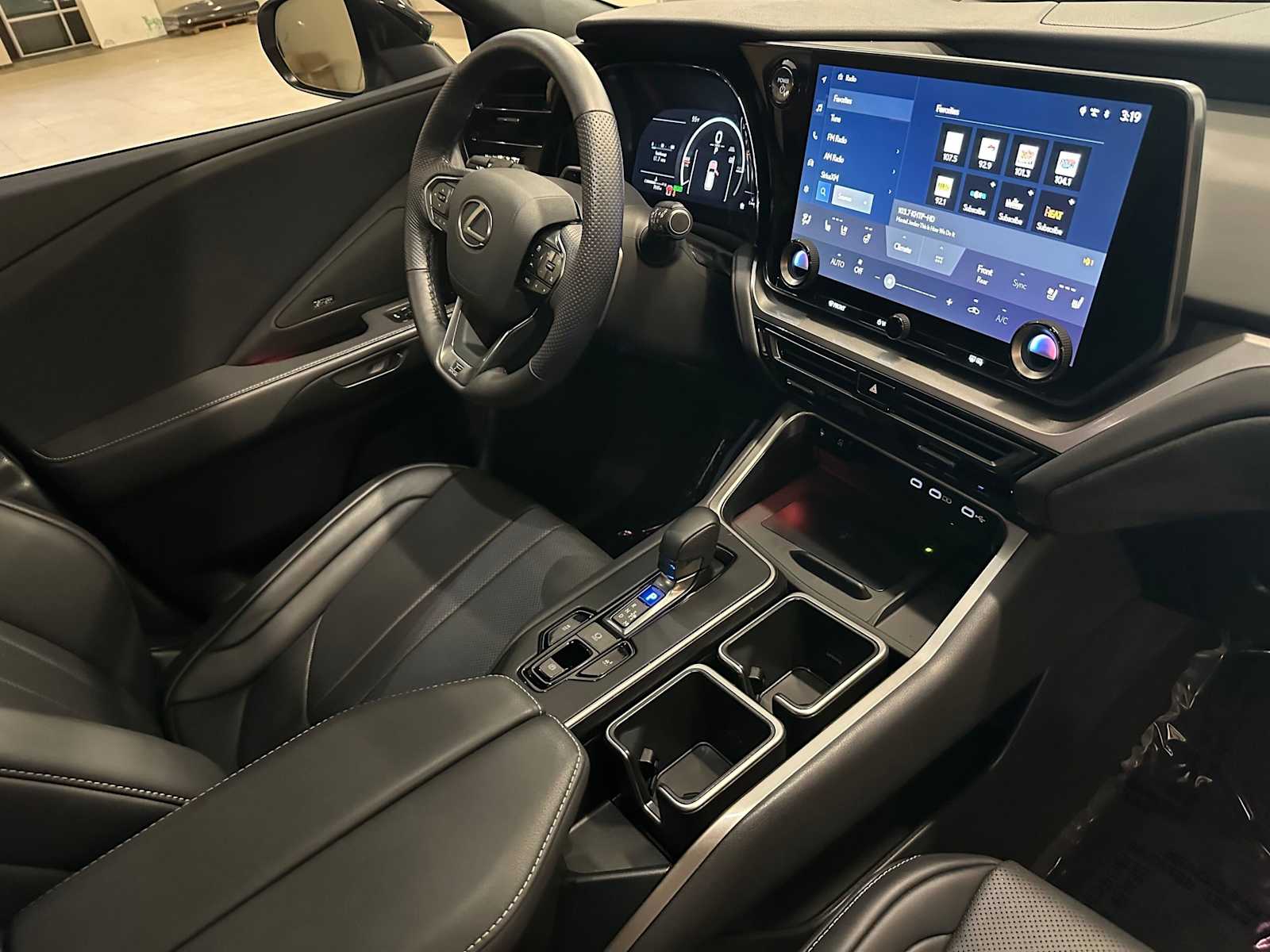 Thumbnail: 2024 Lexus TX - 29