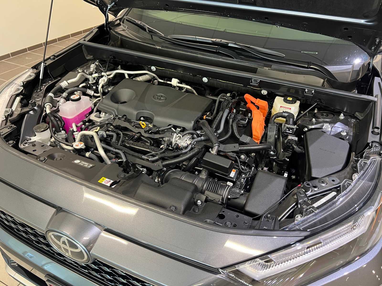 Thumbnail: 2025 Toyota RAV4 - 9