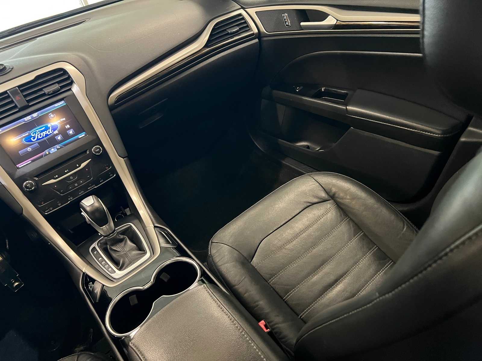 Thumbnail: 2014 Ford Fusion - 11