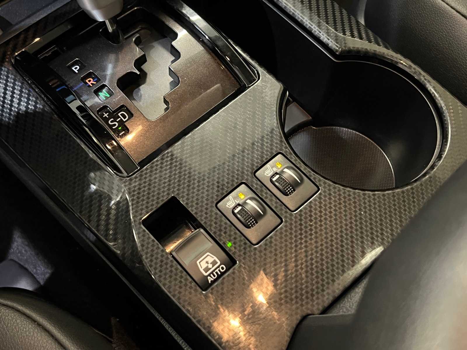 Thumbnail: 2024 Toyota 4Runner - 24