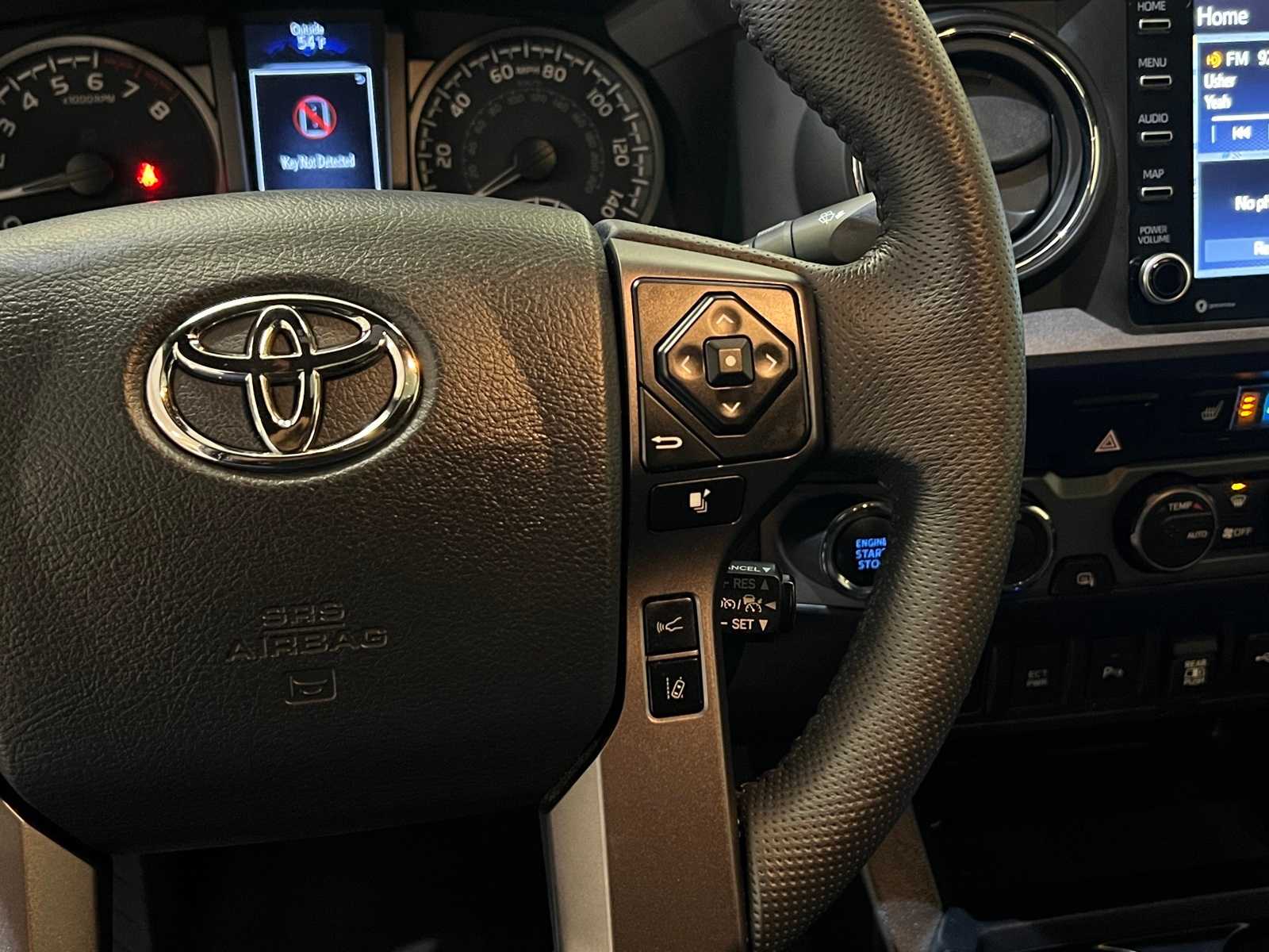 Thumbnail: 2020 Toyota Tacoma - 21