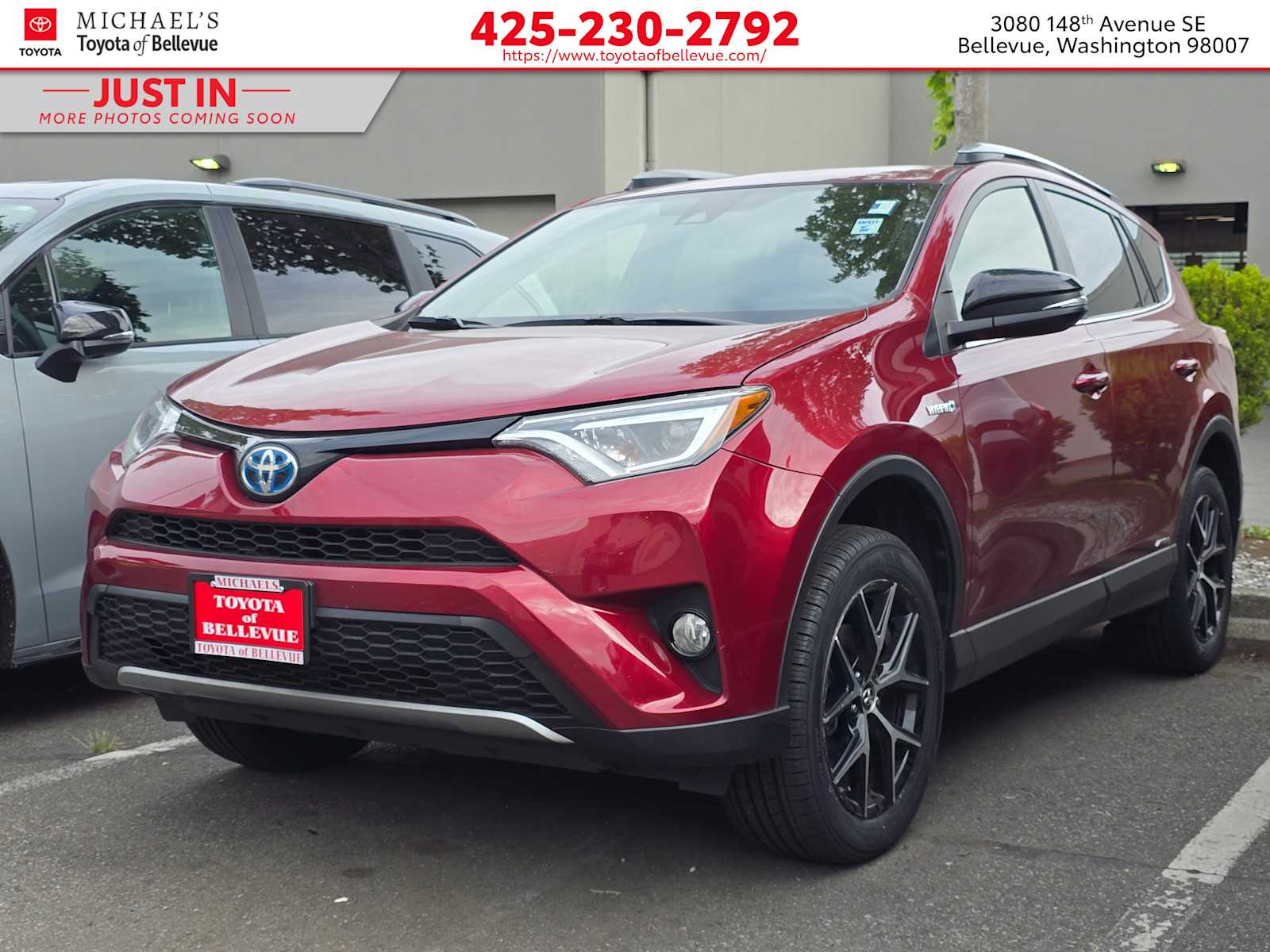 Thumbnail: 2018 Toyota RAV4 - 1