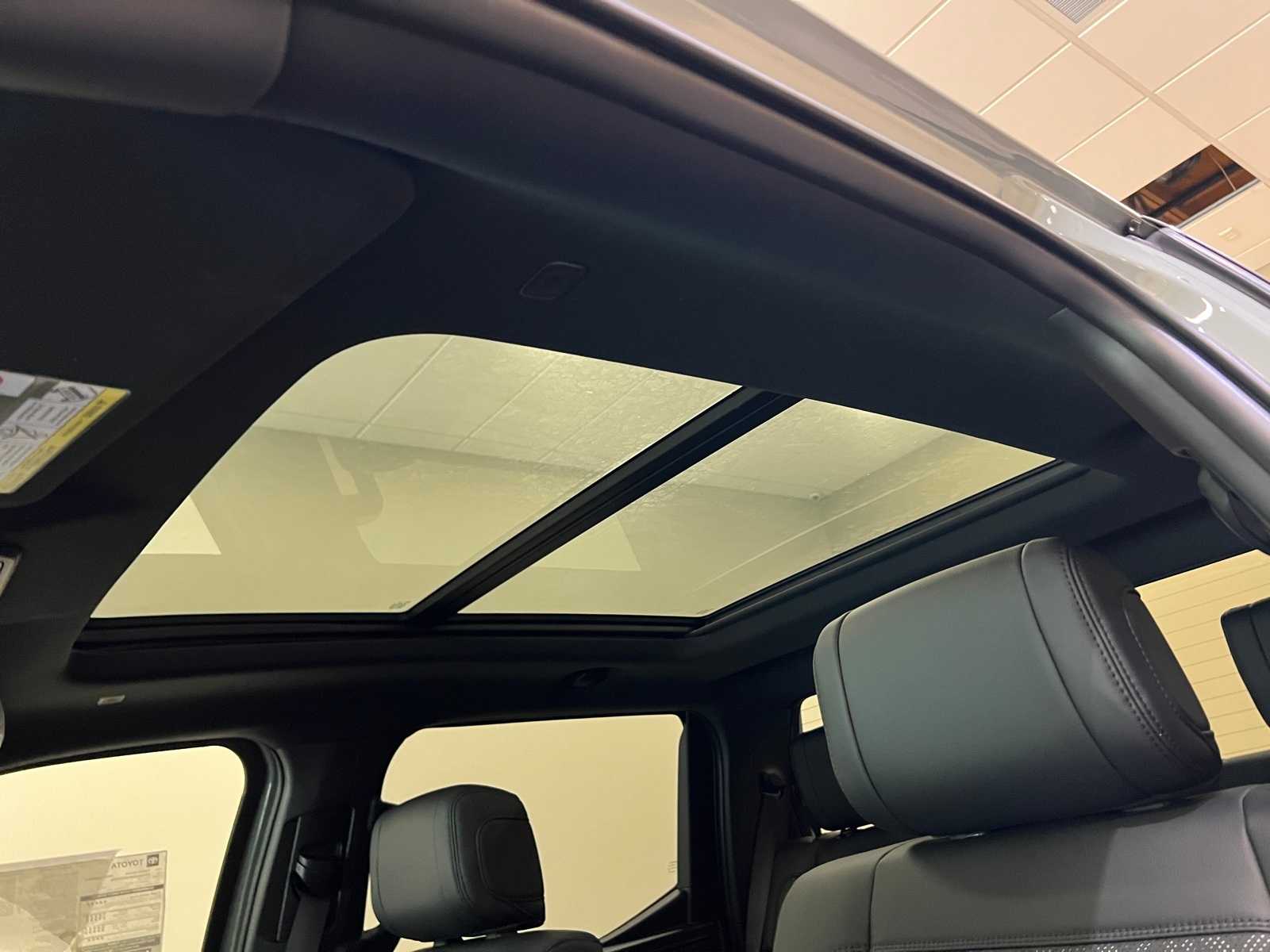 Thumbnail: 2025 Toyota Tundra - 17