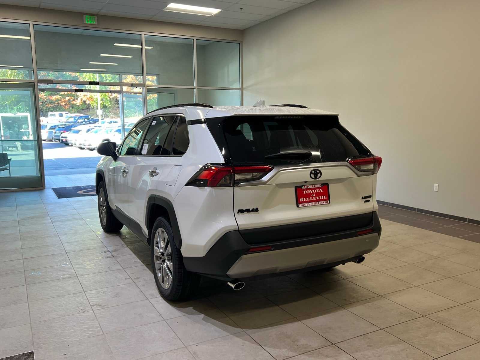 Thumbnail: 2025 Toyota RAV4 - 4