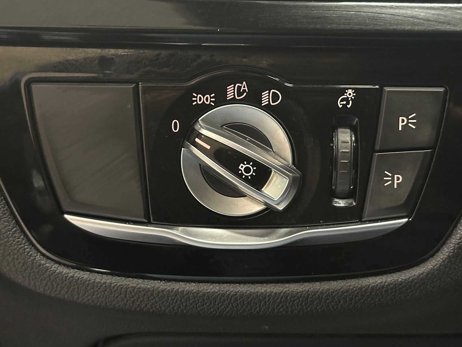 Thumbnail: 2018 BMW 5 Series - 18